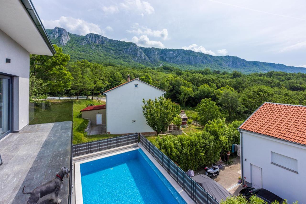 Villa Saric 布里比尔 外观 照片